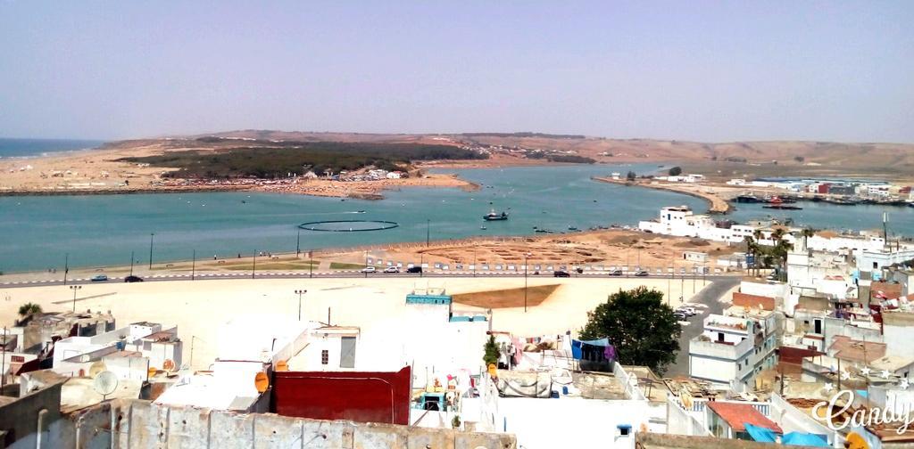 Riad Λαράς Εξωτερικό φωτογραφία