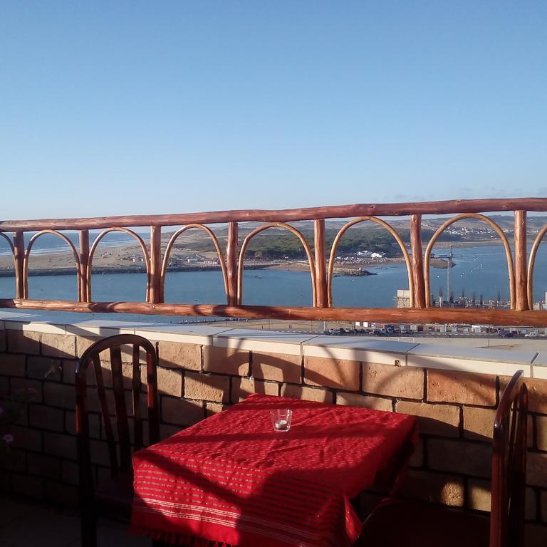 Riad Λαράς Εξωτερικό φωτογραφία